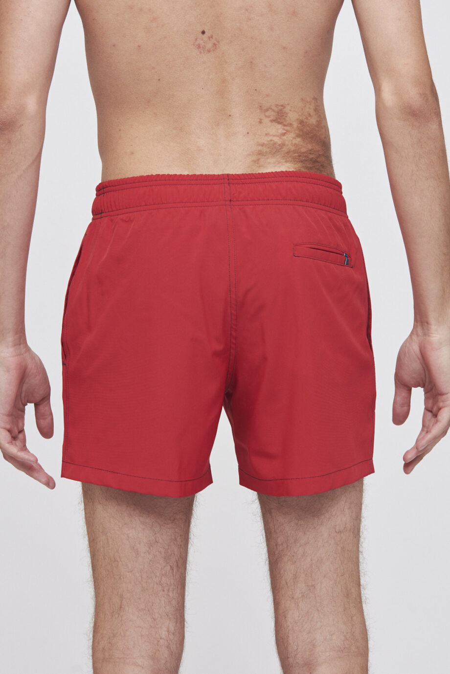 Short liso con cintura interna combinada