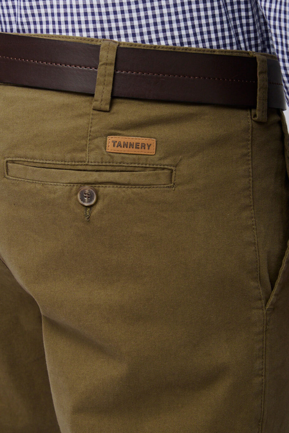 Chino básico regular fit de gabardina