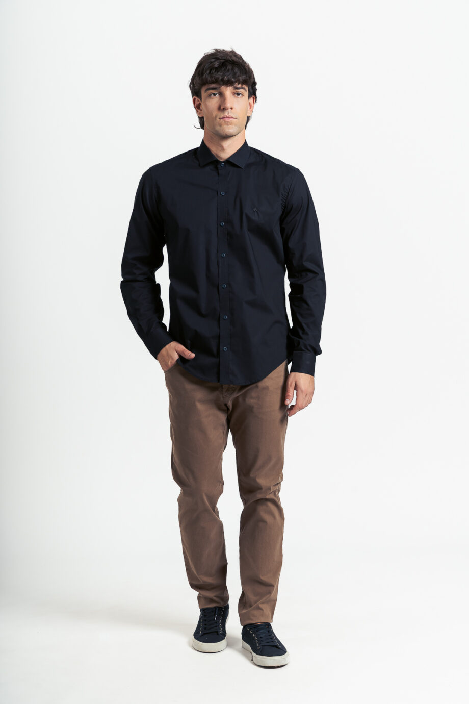 Pantalón corte jean regular fit de gabardina