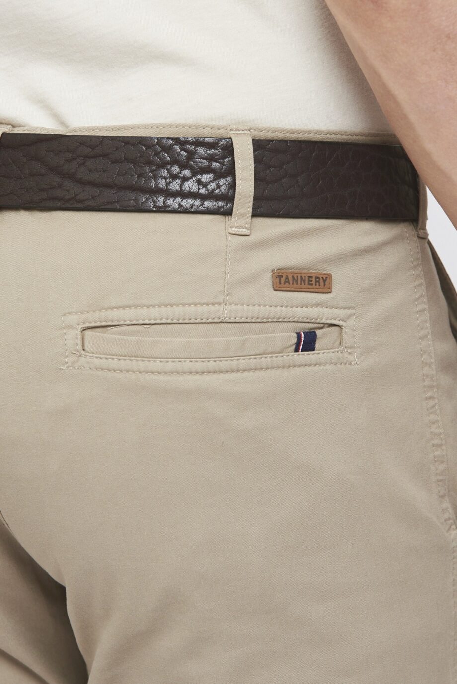 Cargo slim fit de gabardina elastizada