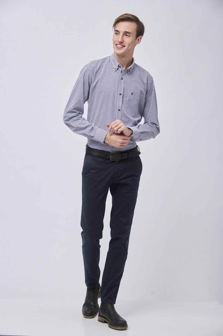Chino slim fit de gabardina elastizada