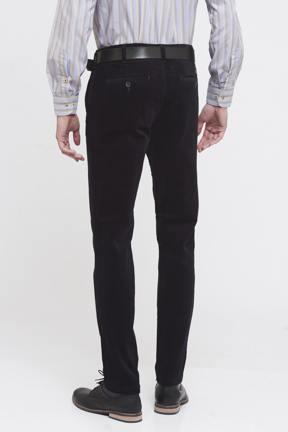 Chino slim fit de corderoy 21 bastas
