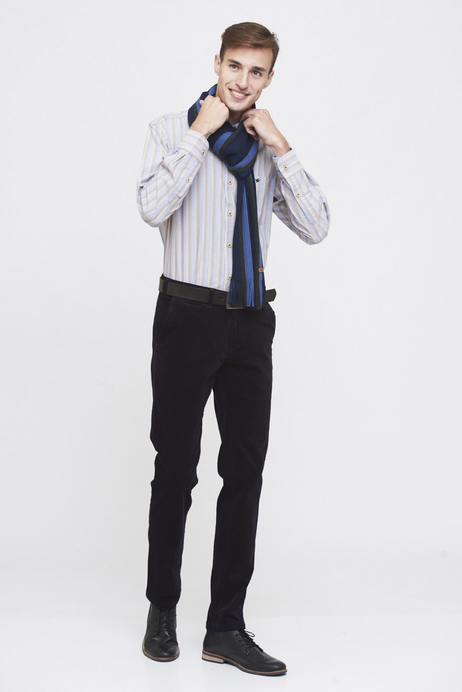 Chino slim fit de corderoy 21 bastas
