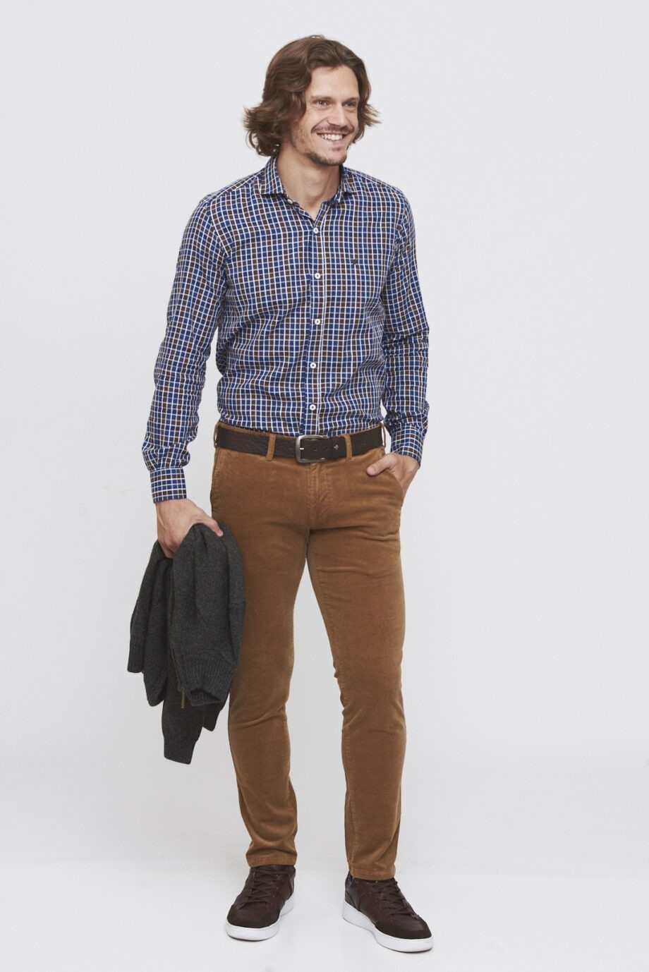 Chino slim fit de corderoy 21 bastas