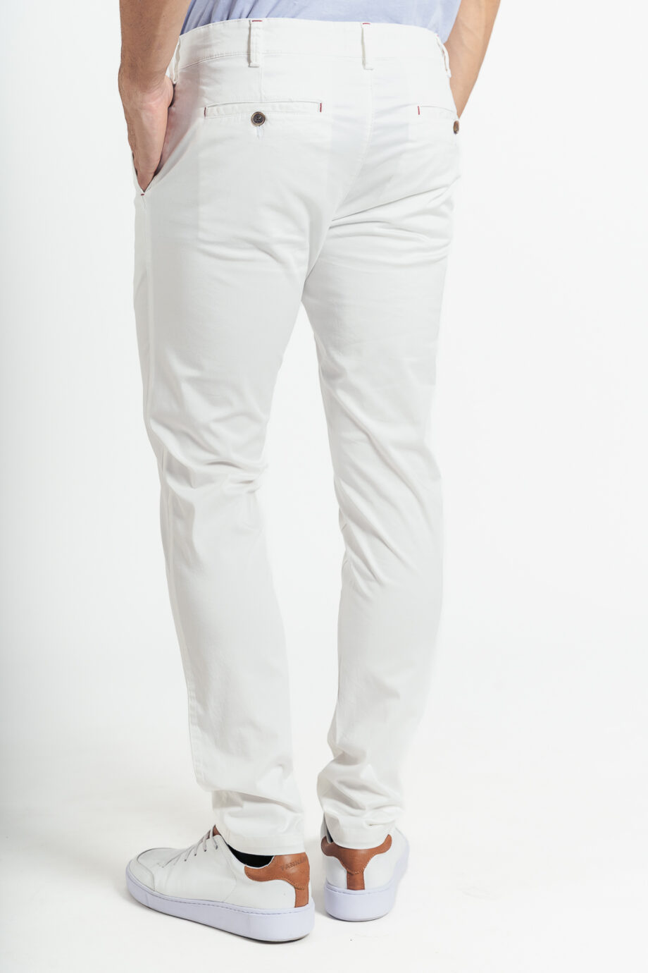 Chino slim fit de gabardina