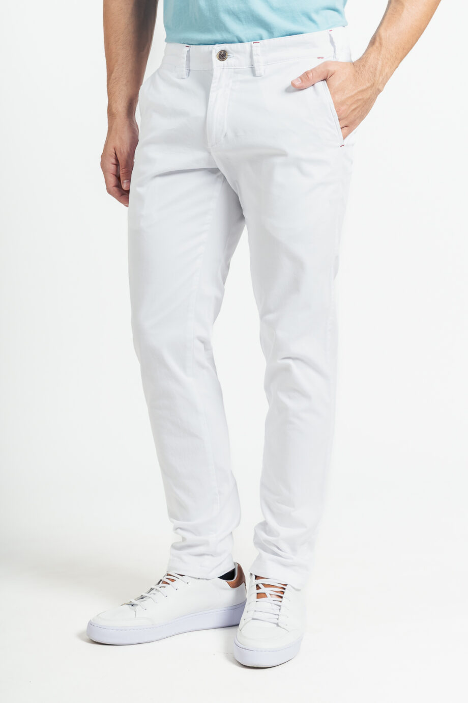Chino slim fit de gabardina