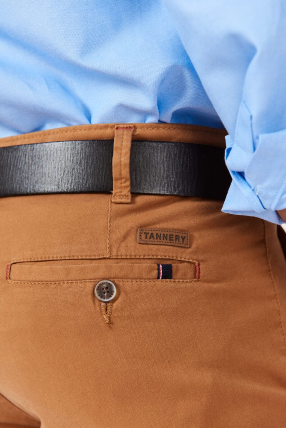 Chino básico slim fit de gabardina