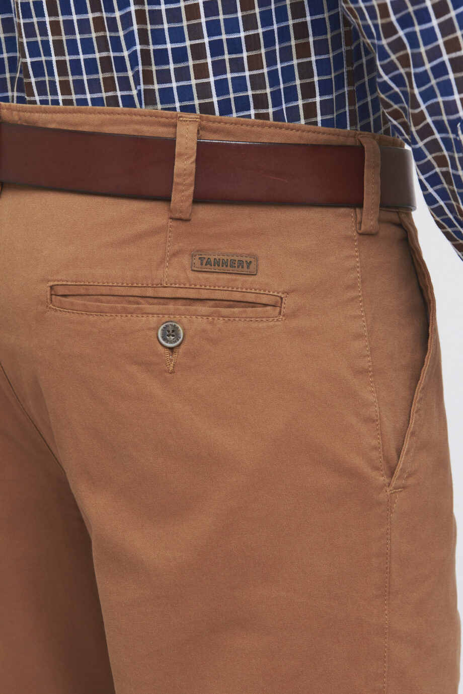 Chino relaxed fit de gabardina