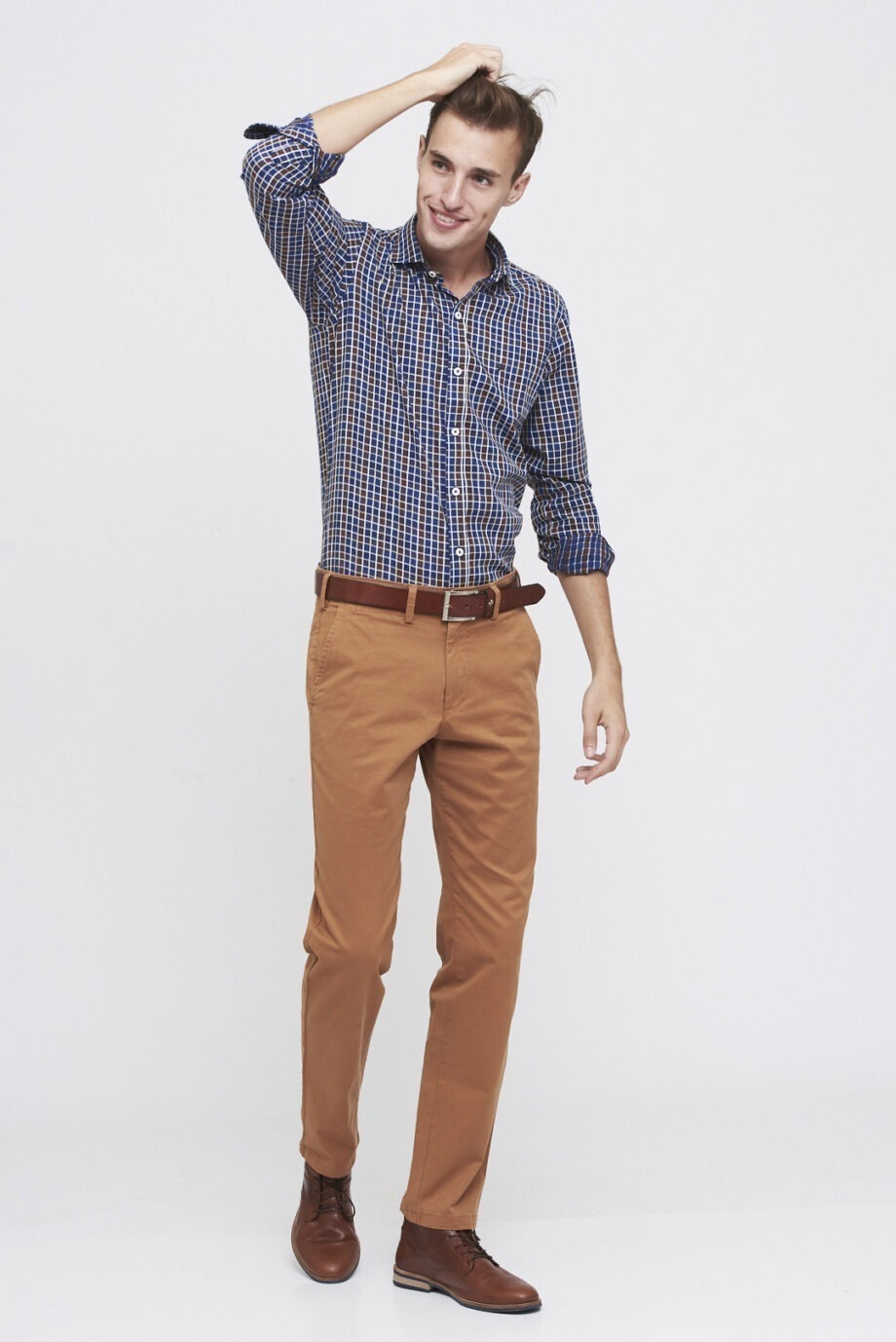 Chino relaxed fit de gabardina