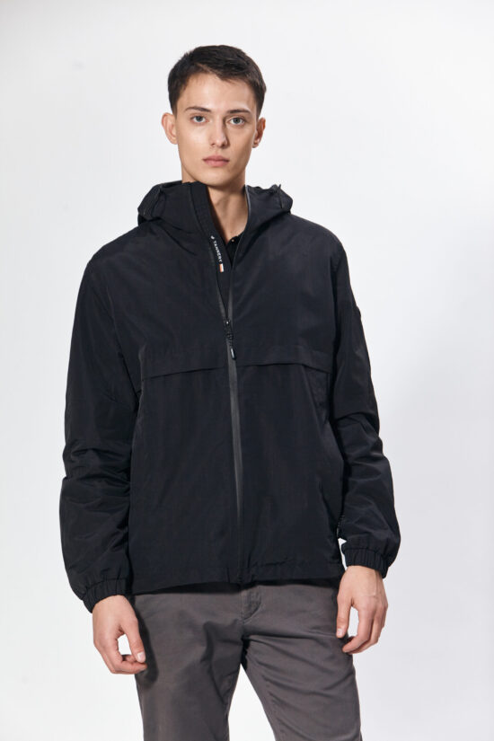 Campera rompeviento