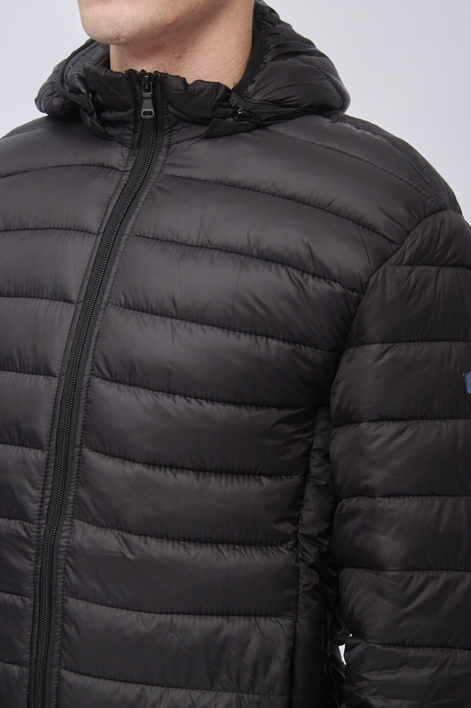 Campera canelón con capucha