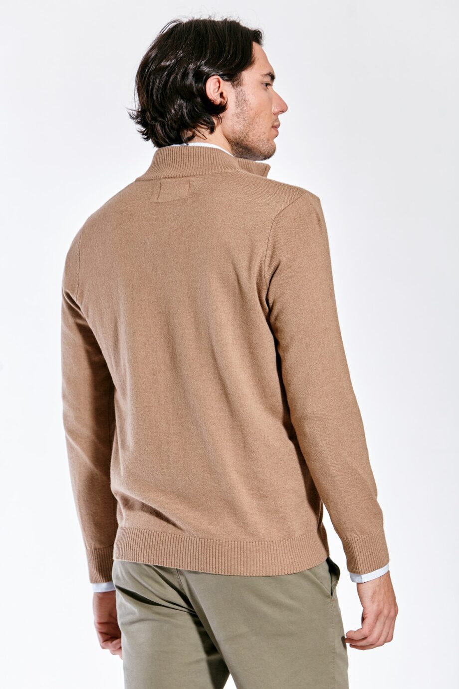 Sweater medio cierre