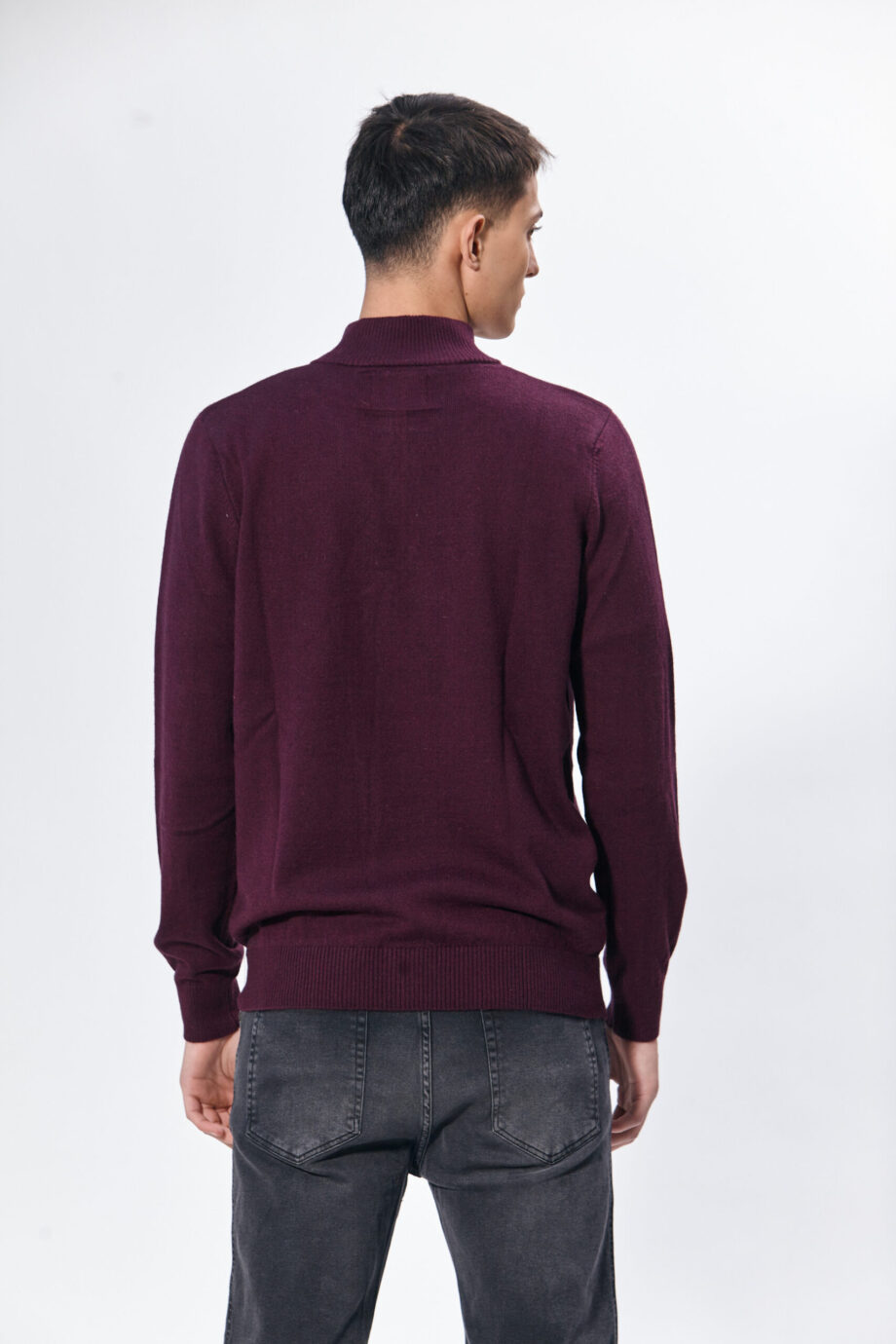 Sweater medio cierre