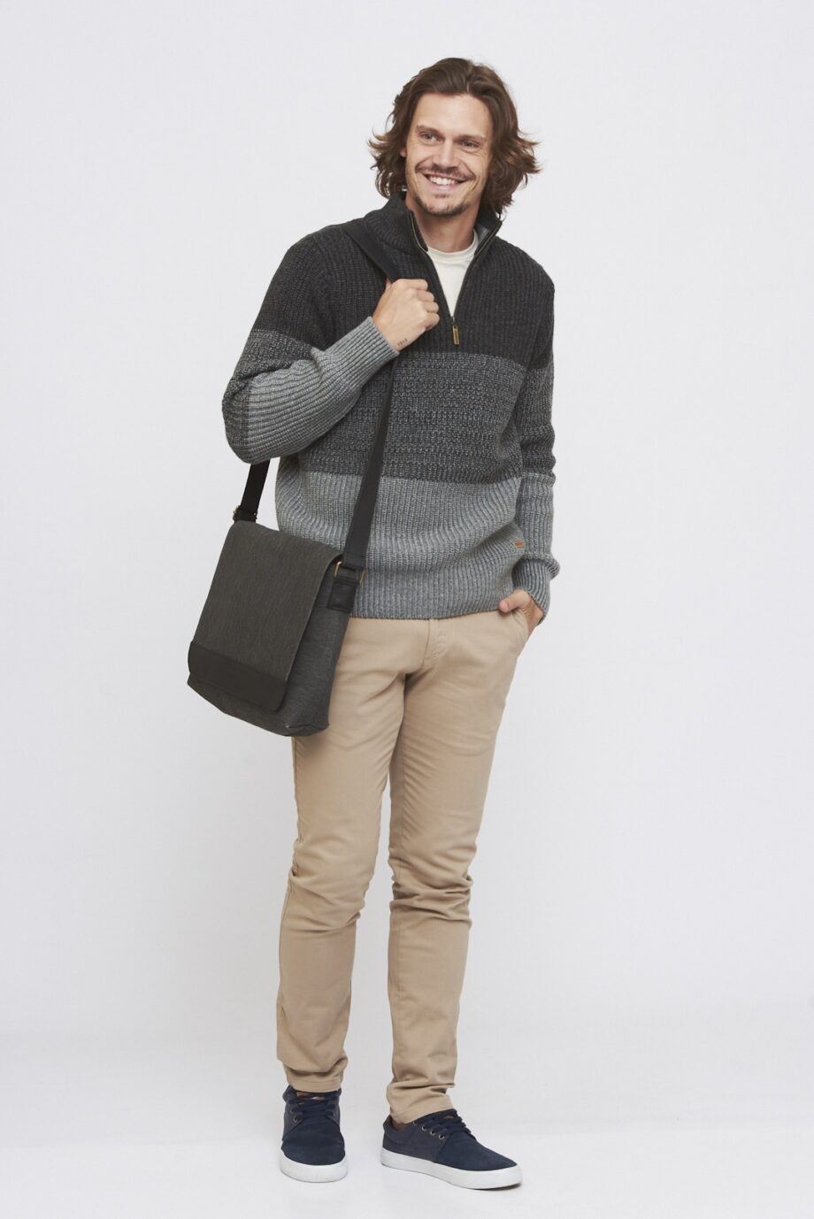 Sweater medio cierre a tres colores