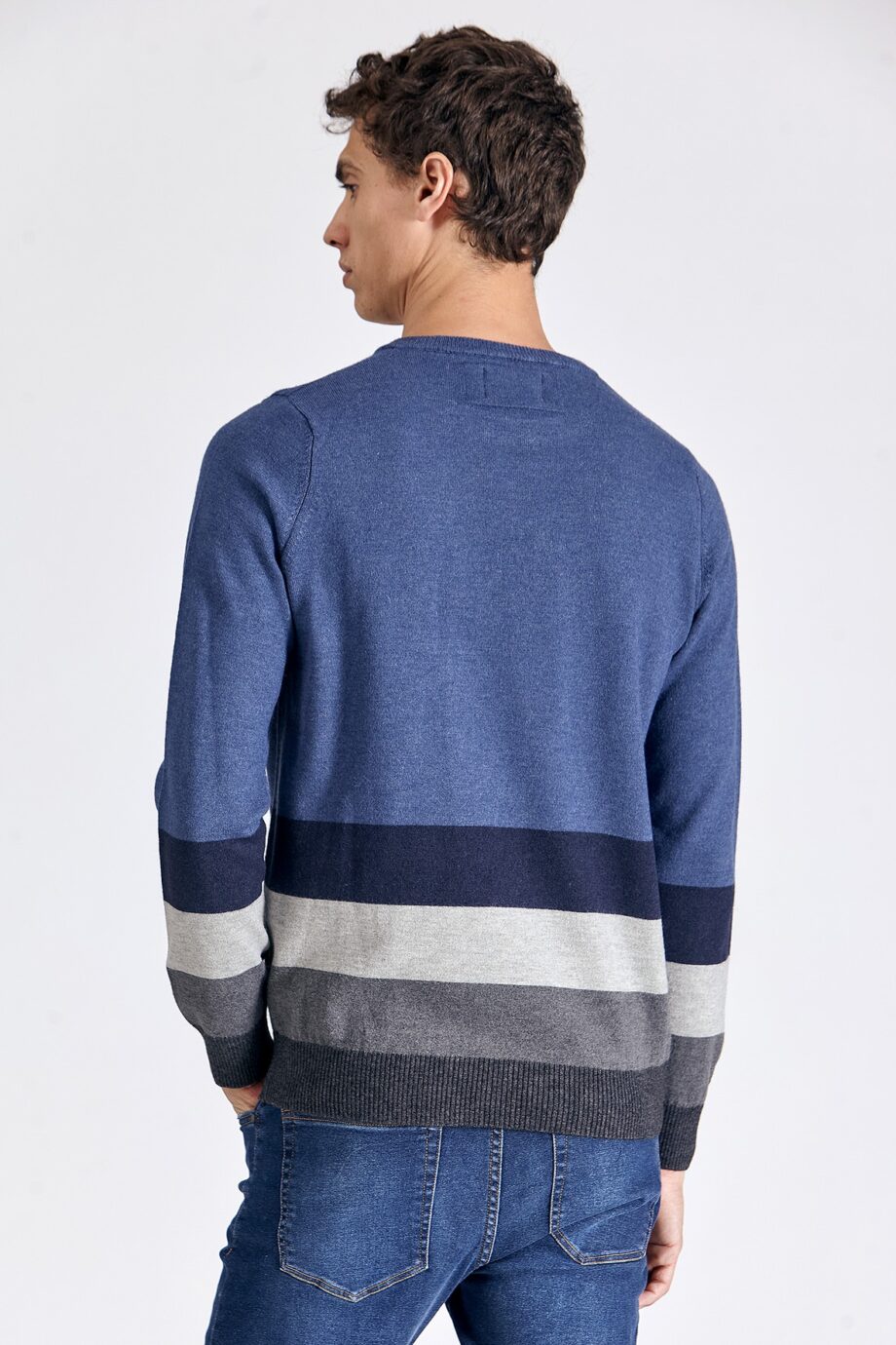 Sweater escote redondo cinco colores