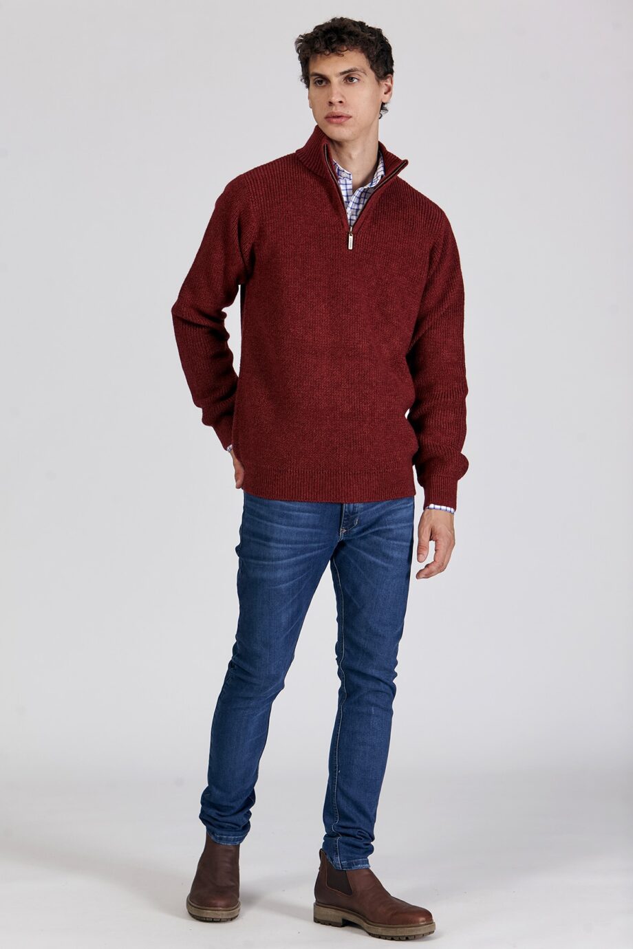 Sweater medio cierre tejido de punto