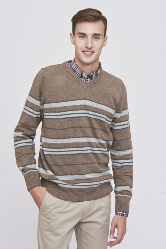 Sweater escote v rayado a contratono de lana acrilica