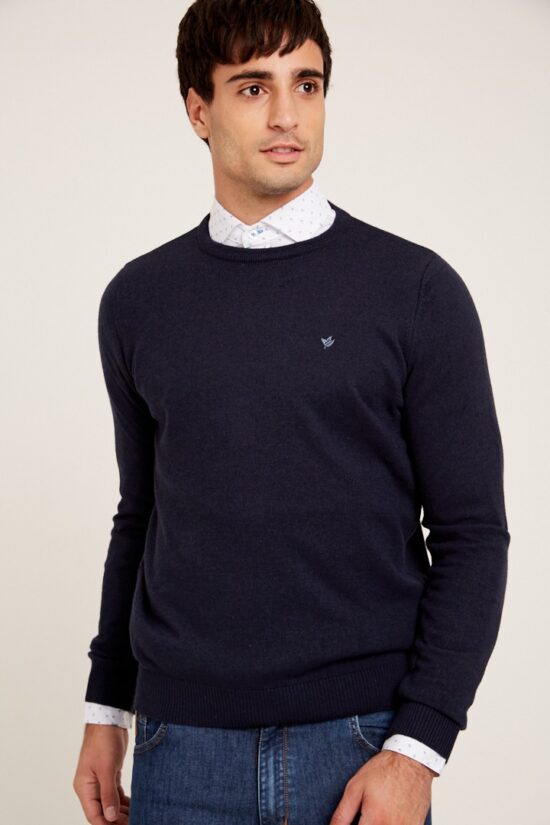 Sweater liso escote redondo