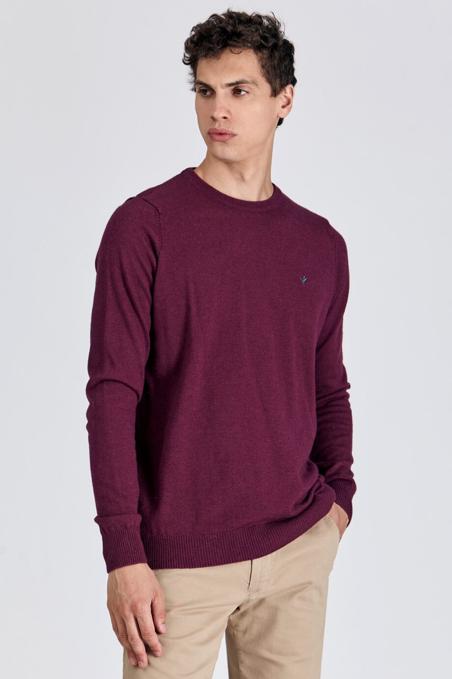 Sweater liso escote O