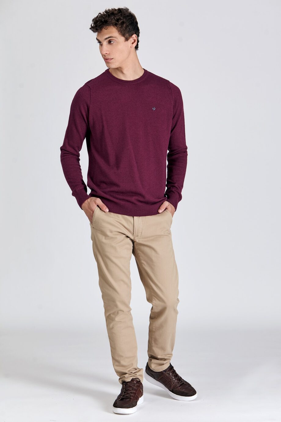 Sweater liso escote O