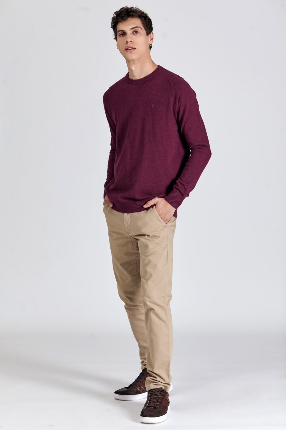 Sweater liso escote O