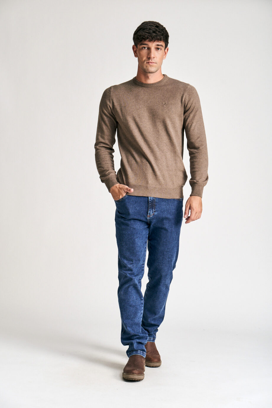 Sweater cuello redondo