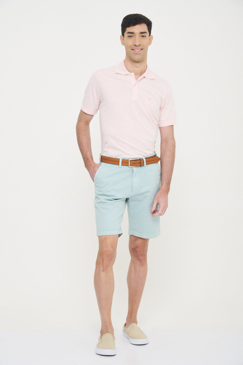 Bermuda de gabardina teñida