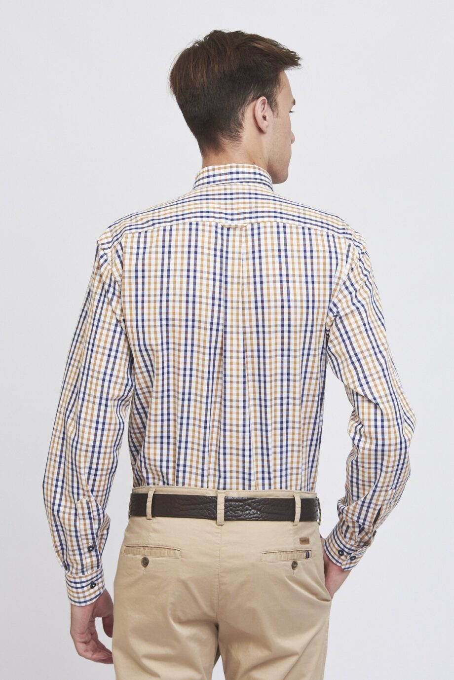 Camisa regular fit a cuadros
