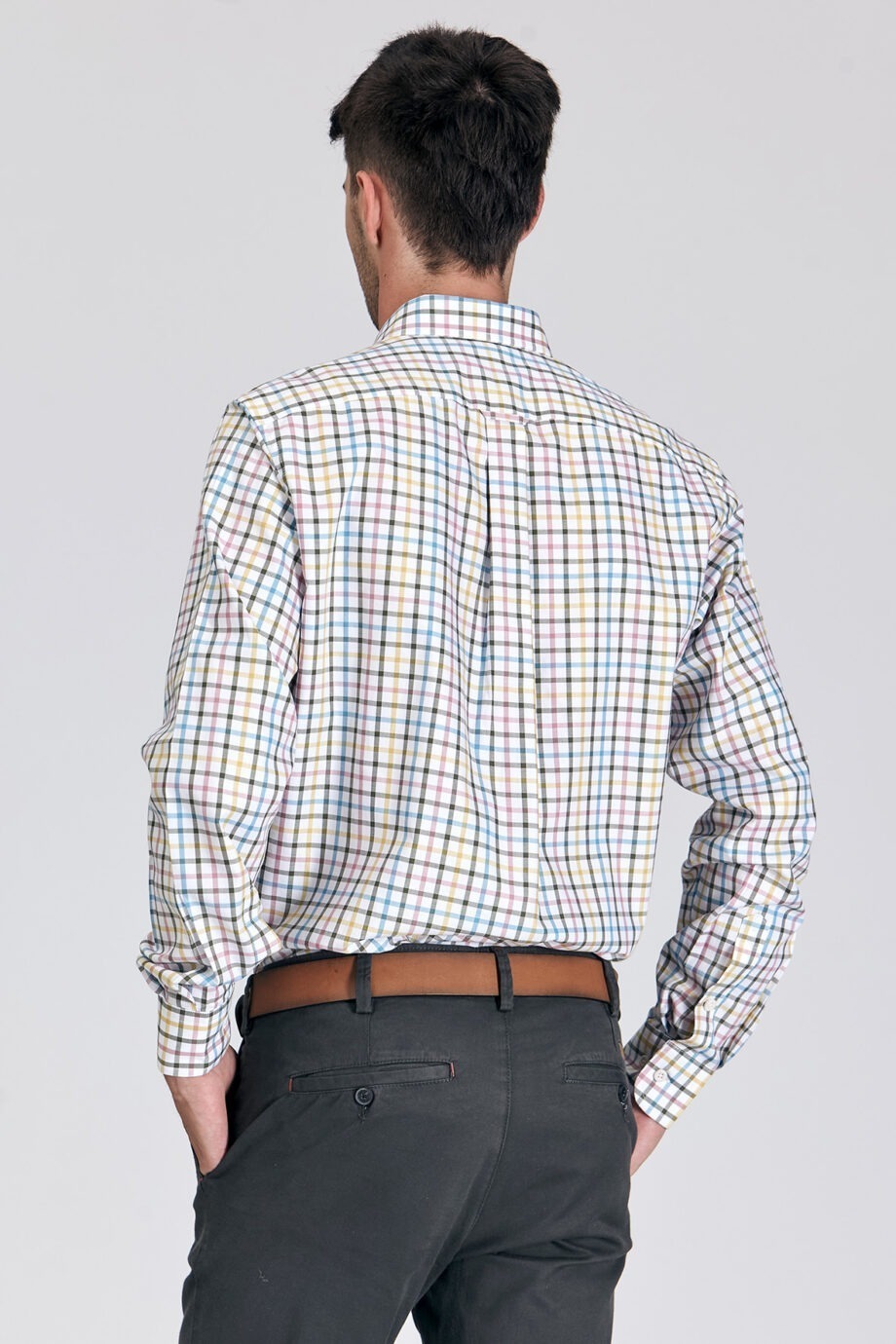 Camisa regular fit a cuadros