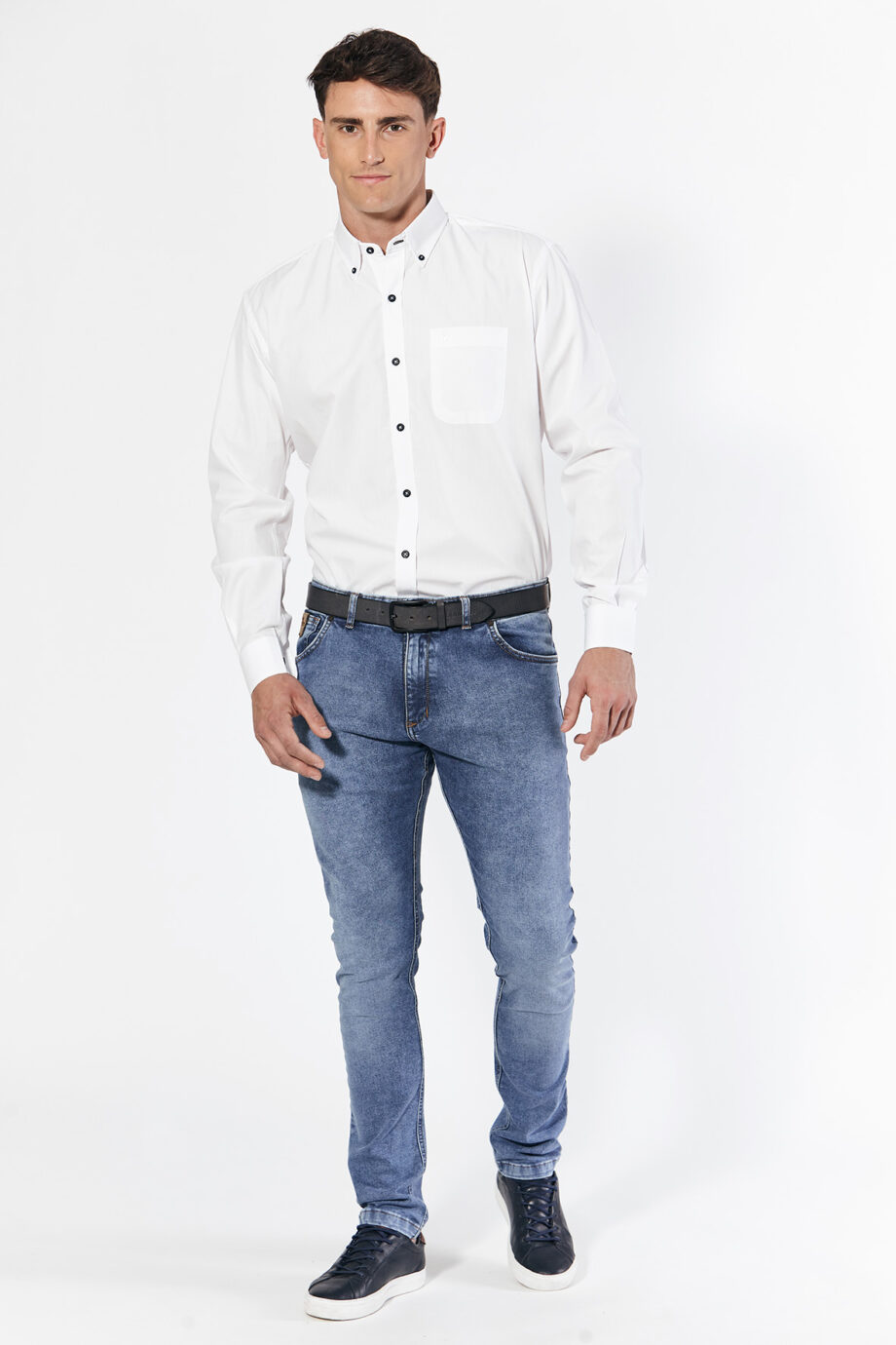 Camisa regular fit de poplin