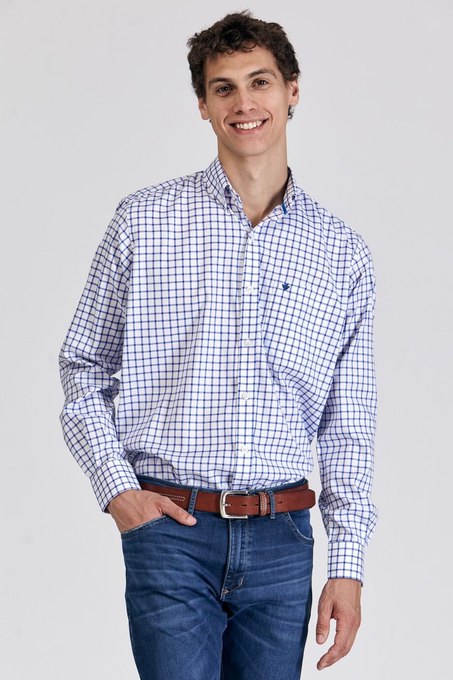 Camisa regular fit a cuadros