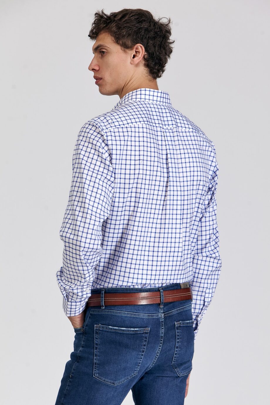 Camisa regular fit a cuadros