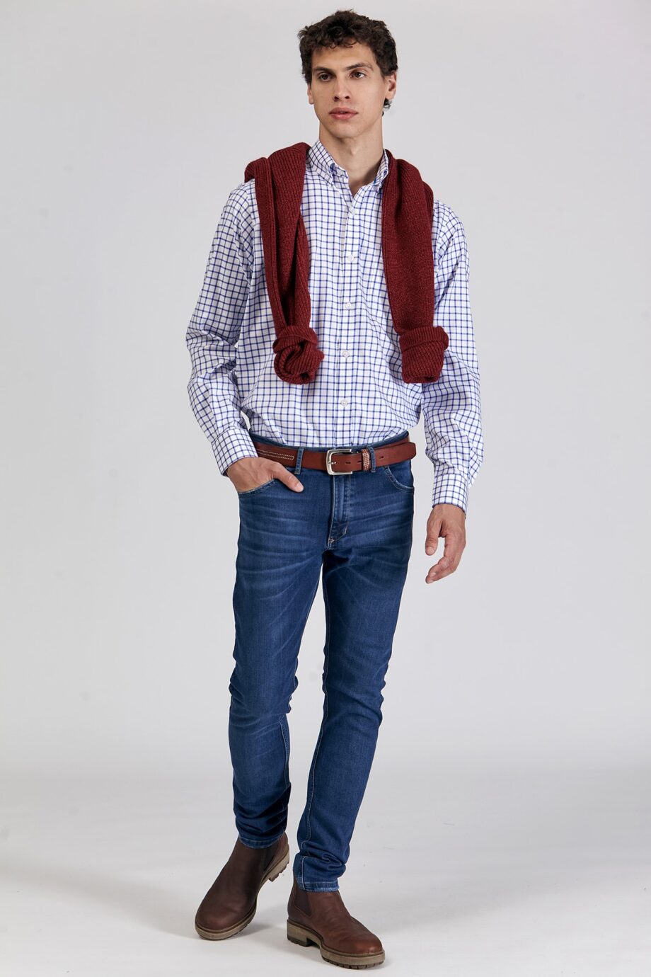 Camisa regular fit a cuadros