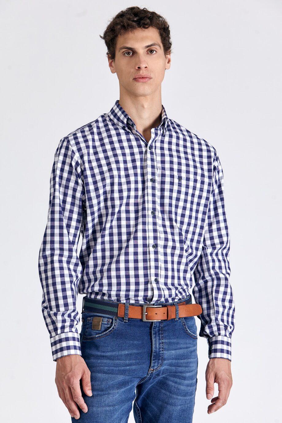 Camisa regular fit a cuadros