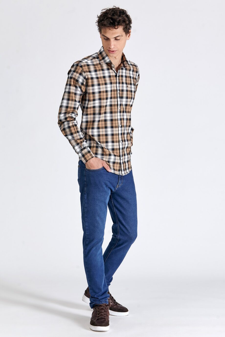 Camisa slim fit a cuadros