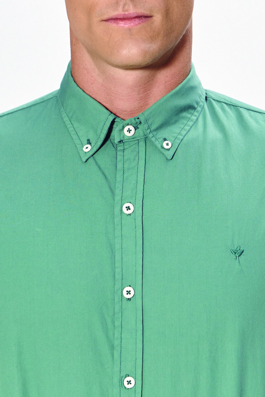 Camisa relaxed fit de poplin teñido