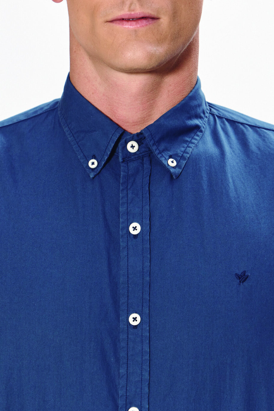 Camisa relaxed fit de poplin teñido
