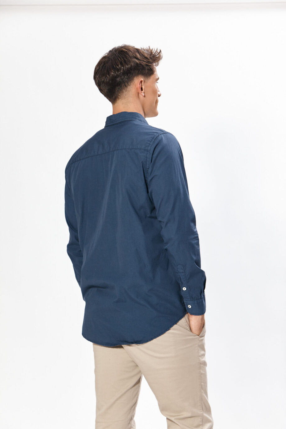Camisa relaxed fit de poplin teñido