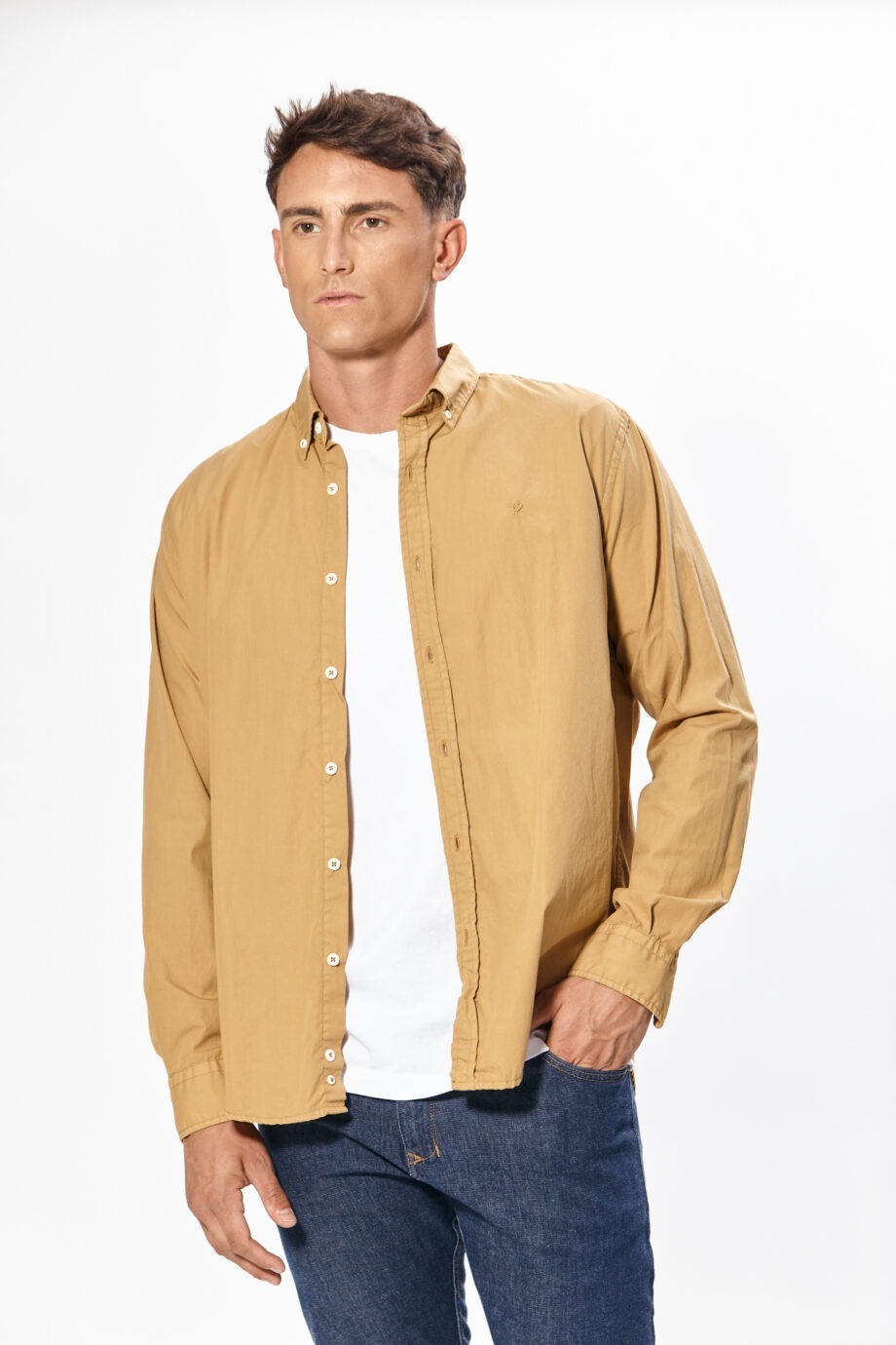 Camisa relaxed fit de poplin teñido