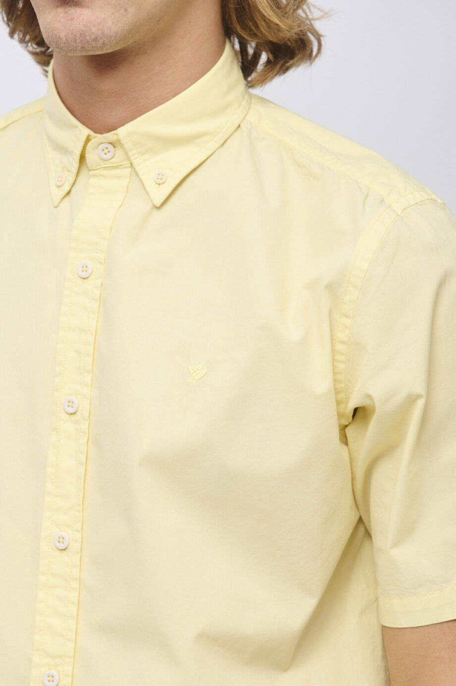 Camisa relaxed fit de poplin teñido