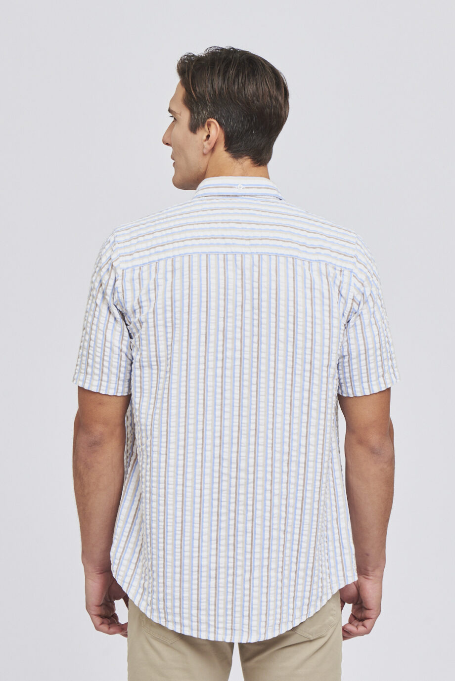 Camisa relaxed fit mangas cortas sin bolsillo a rayas de algodón y poliester