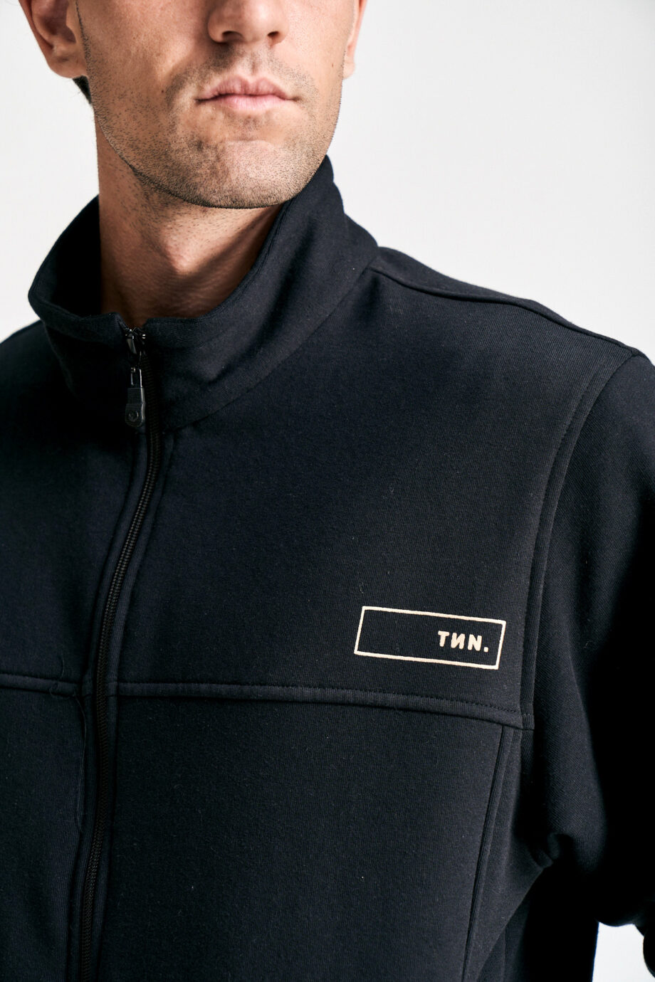Campera de frisa doble estampa