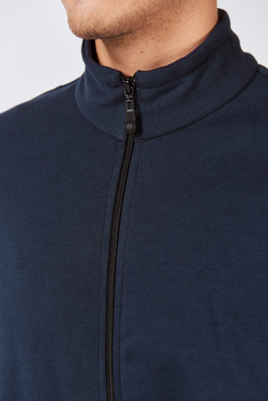 Campera cuello tejido interlock