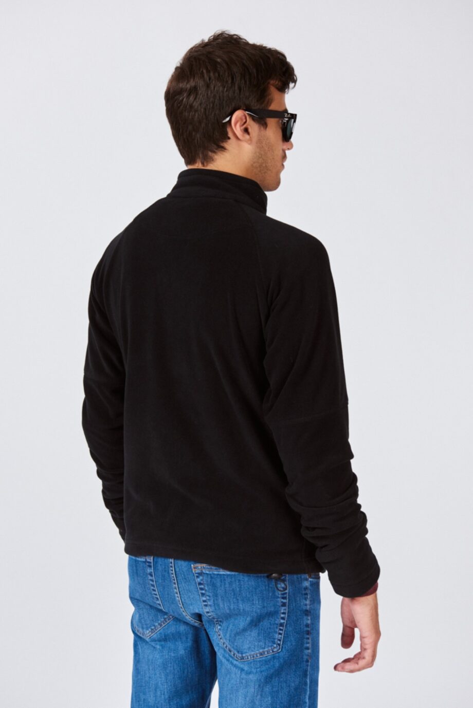 Campera polar con mangas ranglan