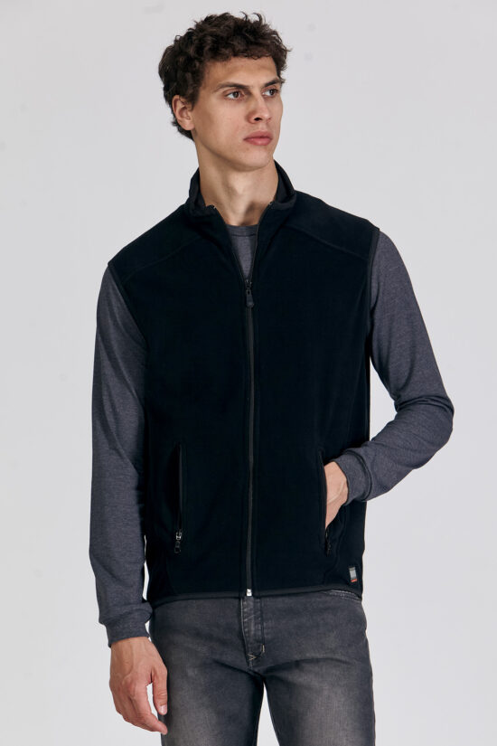 Chaleco polar con cuello interno tactel