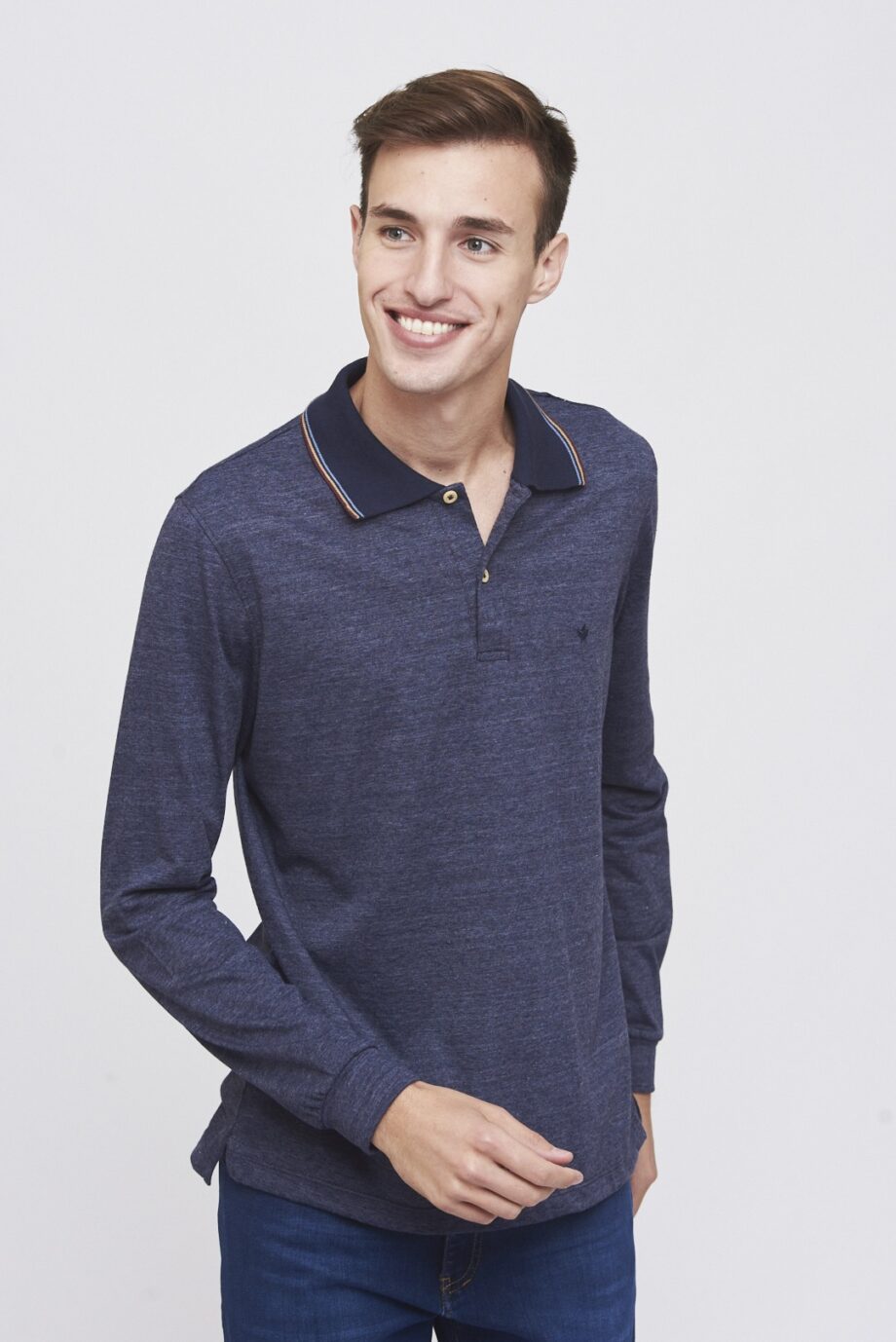 Polo mangas largas con cuello cuatro vivos de jersey