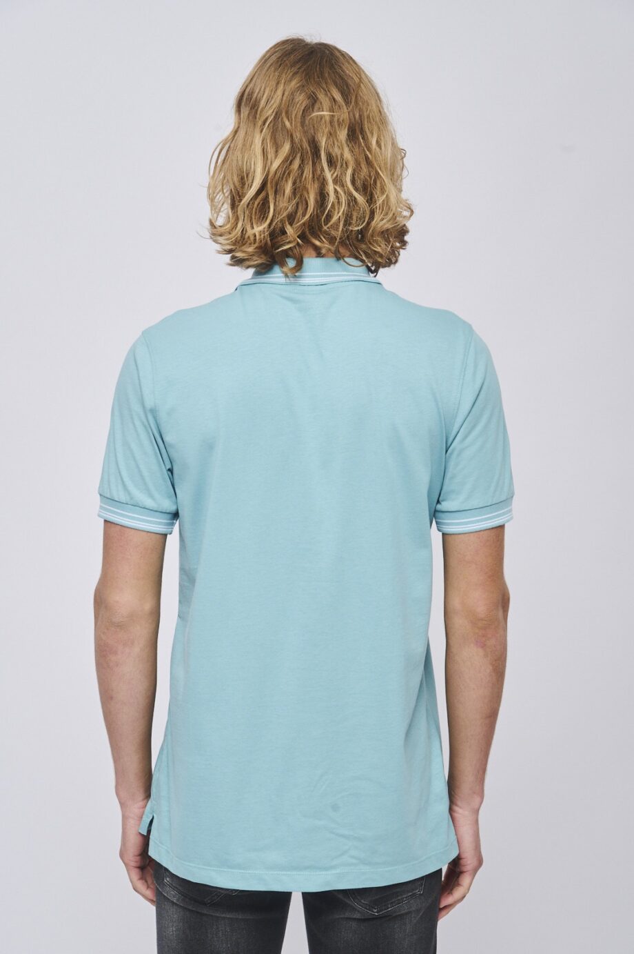 Polo cuello tres vivos de jersey peruano