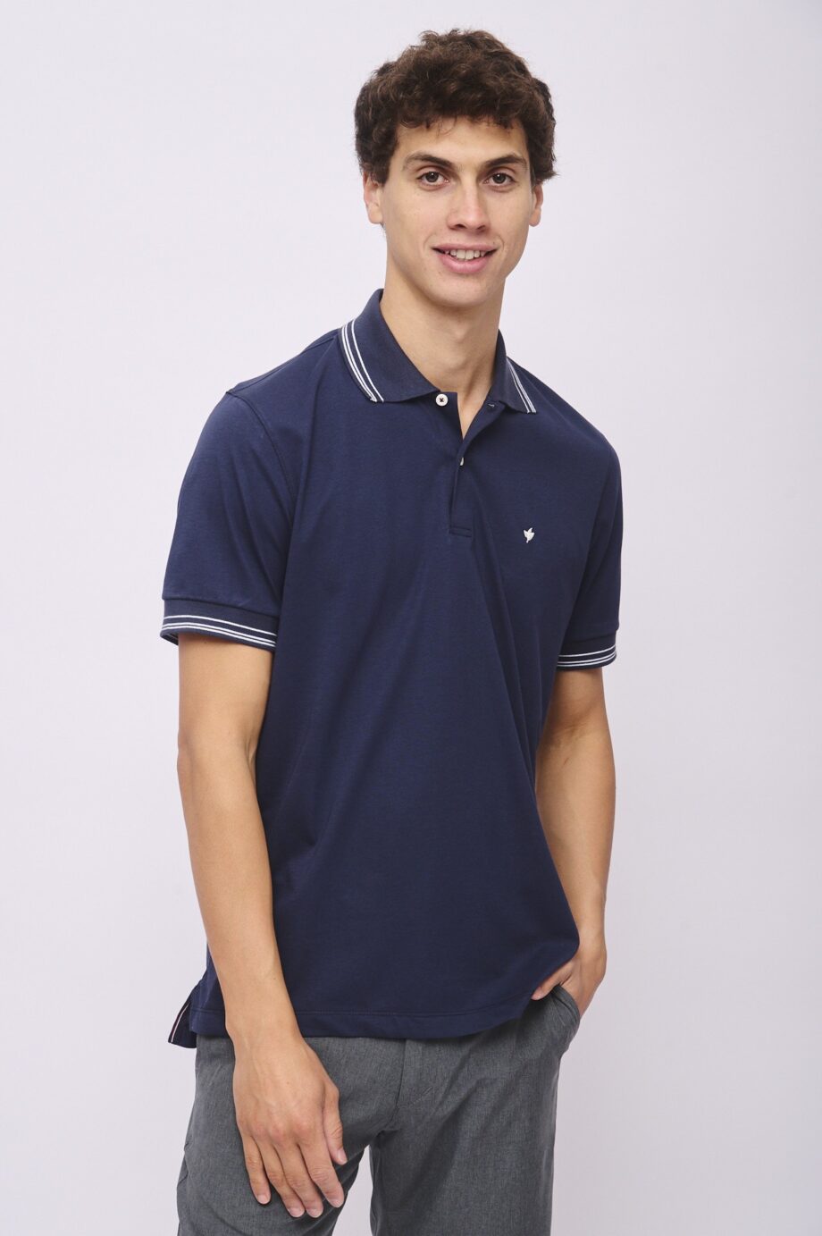 Polo cuello tres vivos de jersey peruano