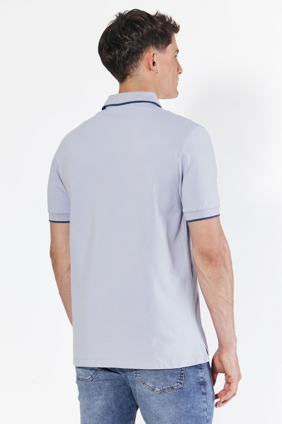 Polo con vivo de piqué