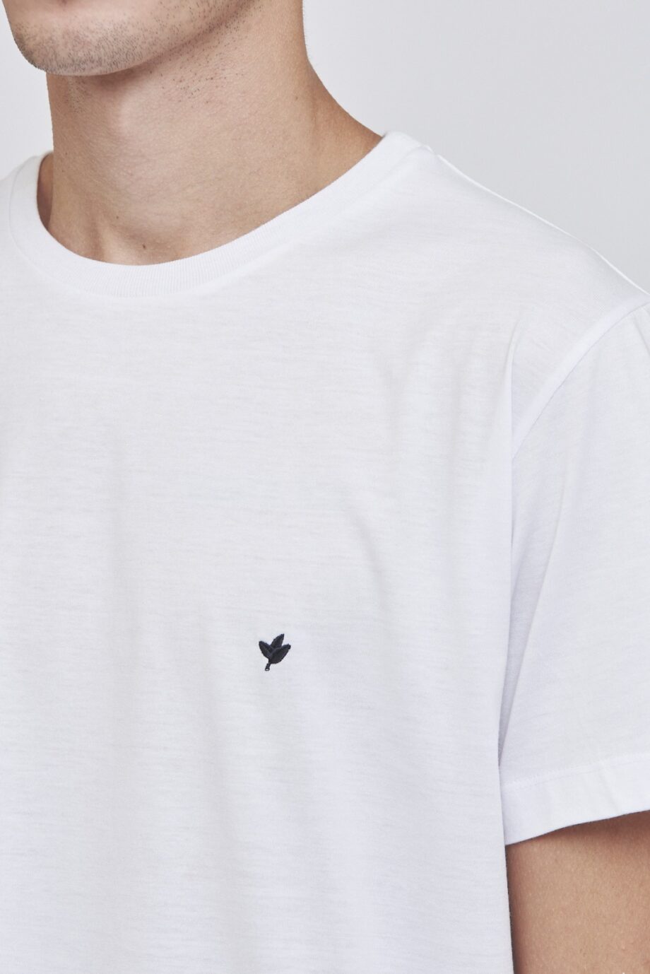 Remera escote O de jersey